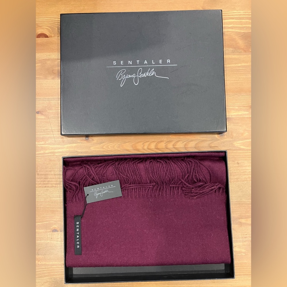 BNWT Sentaler Purple Scarf